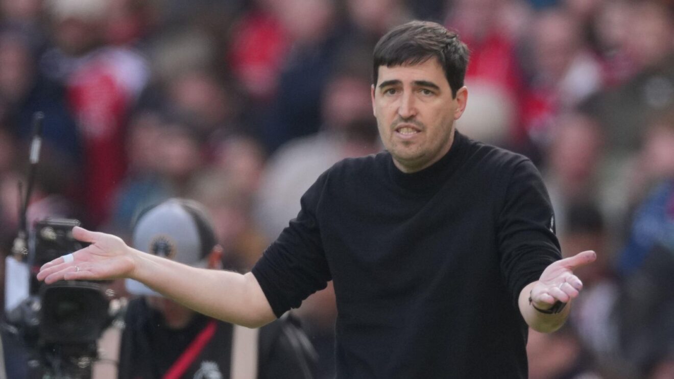 Bournemouth head coach Andoni Iraola