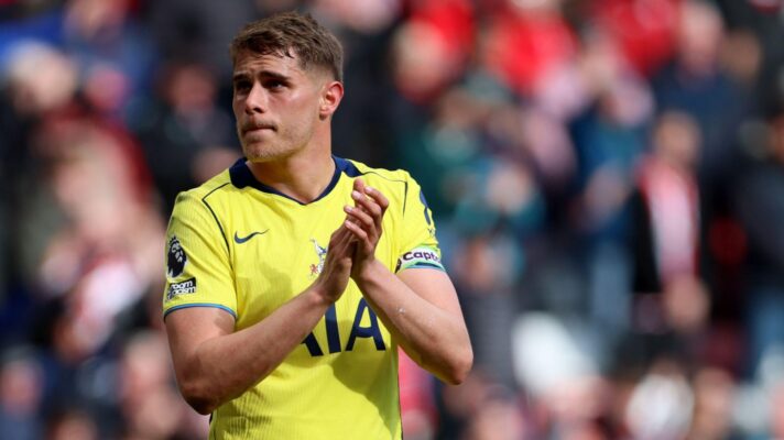 Micky Van de Ven applauds Spurs fans