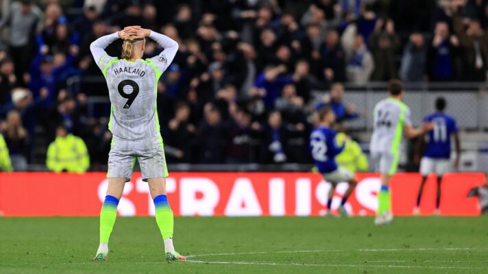 Erling Haaland distraught as Man City bottle it