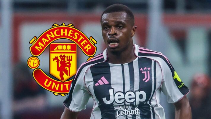 Pierre Kalulu with Manchester United's badge.