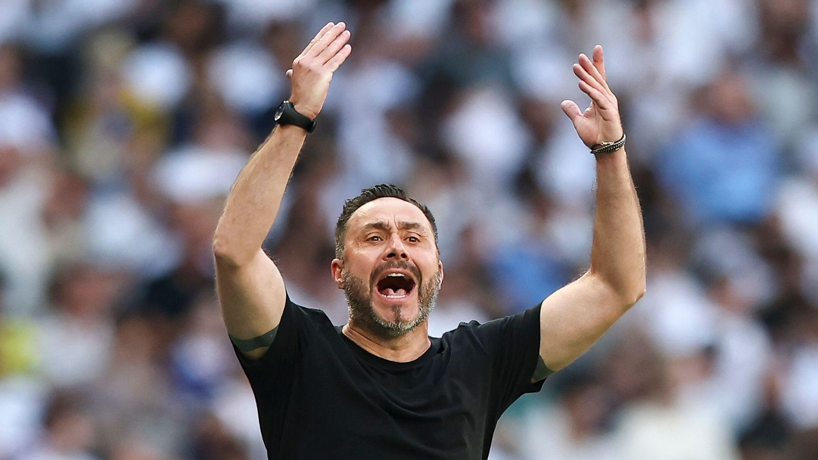 Tottenham take 'lead' over Man Utd in race to sign Prem star - Football365