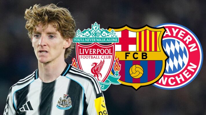 Newcastle United winger Anthony Gordon next to the Liverpool, Barcelona and Bayern Munich badges - copyright F365