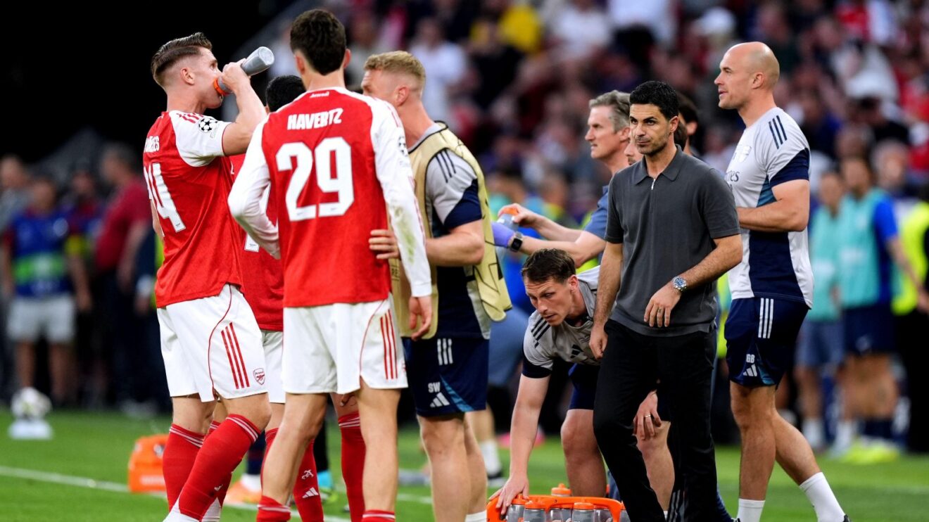 Arsenal confiscate a beverages go versus