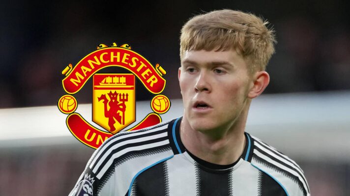 Manchester United badge next to Newcastle United star Lewis Hall - copyright F365