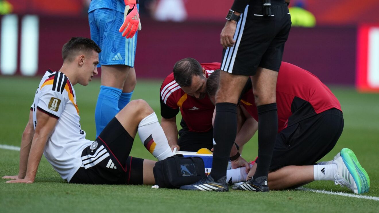 Nico Schlotterbeck rated out