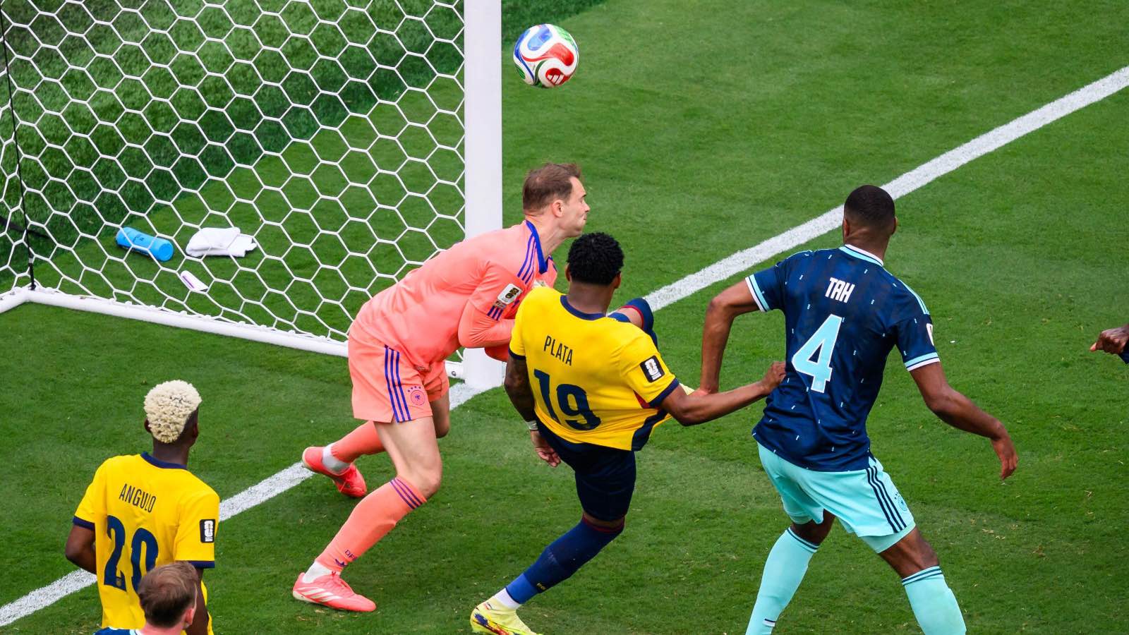 Manuel Neuer snaps back at journalist for questioning role in Germany defeat to Ecuador