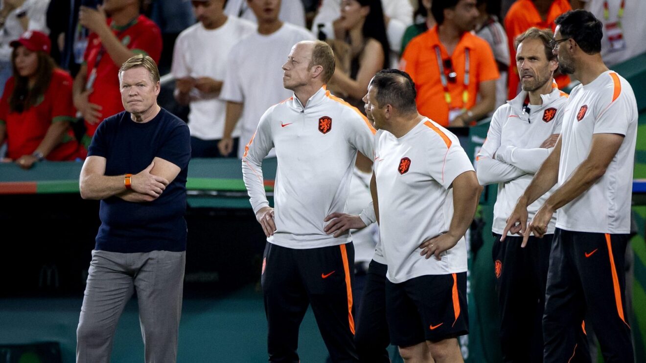 Ronald Koeman by means of Dutch crew