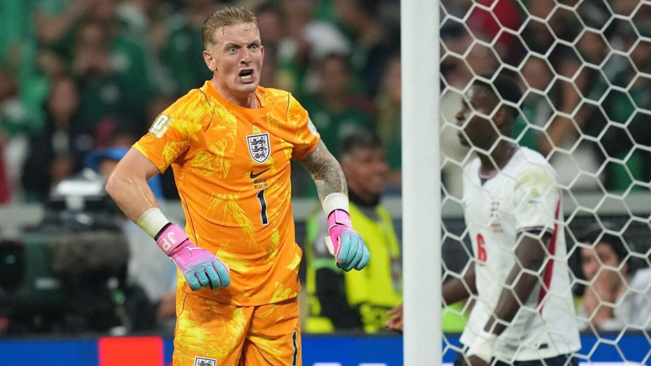 Jordan Pickford started on apologies