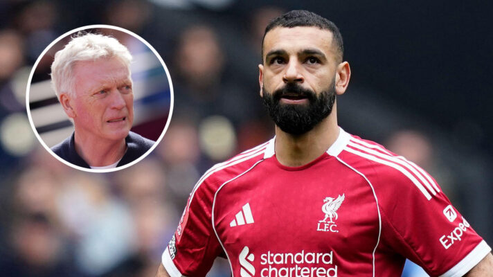 Everton manager David Moyes, former Liverpool winger Mohamed Salah