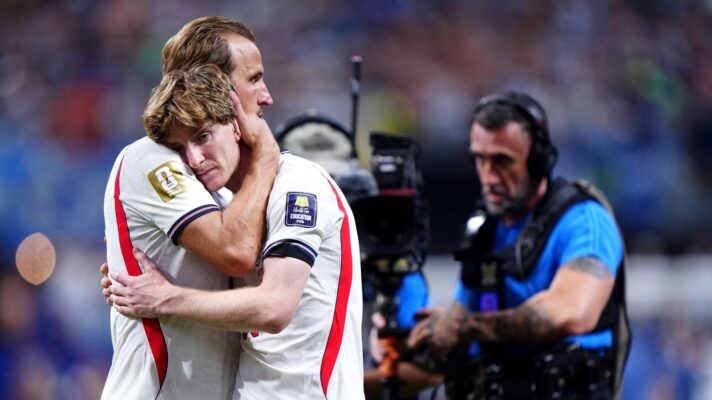 Harry Kane and Anthony Gordon