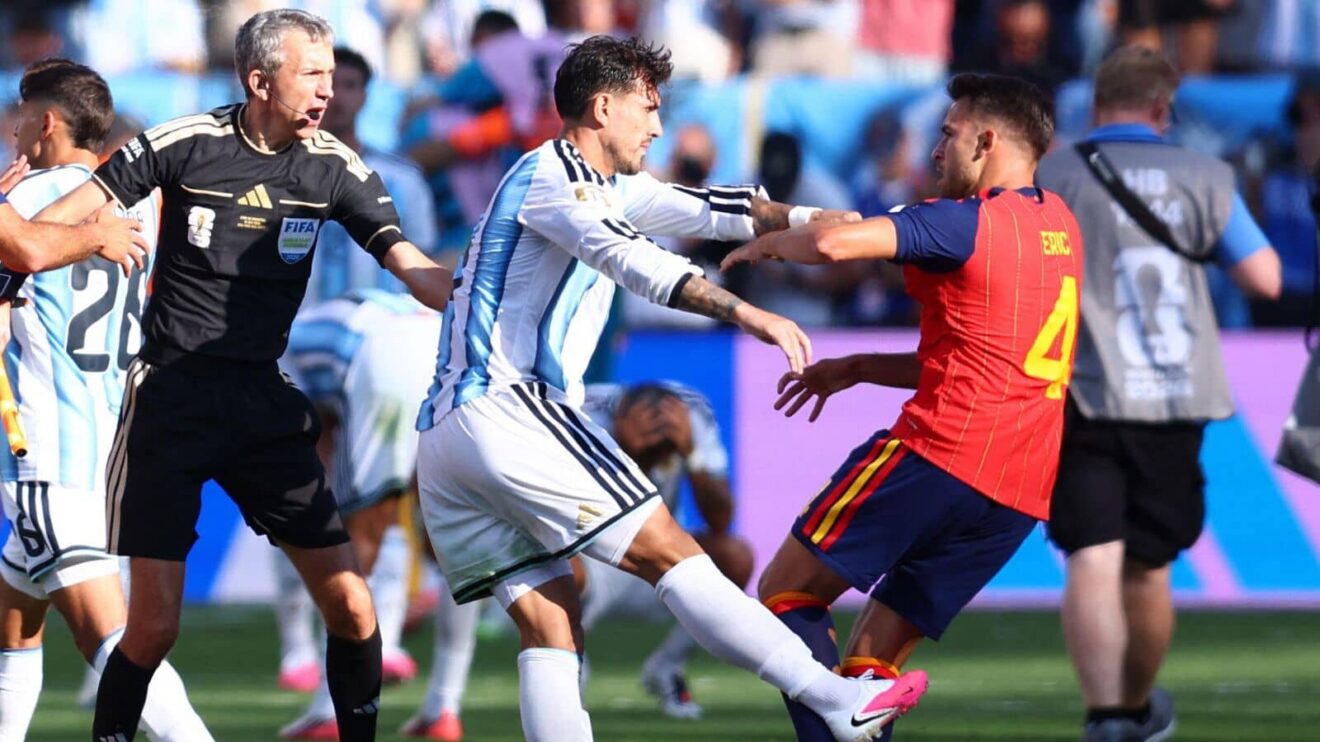 Argentina midfielder Leandro Paredes