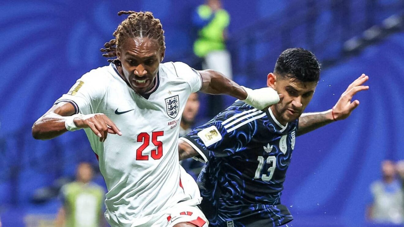 tottenham duo djed spence cristian romero