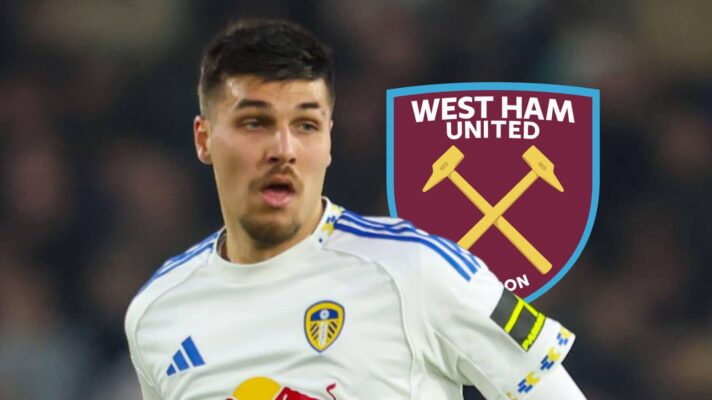 Joel Piroe with a West Ham badge