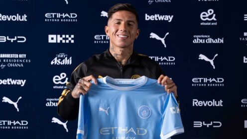 Where does Enzo Fernandez sit on top 10 player combined transfer fees list?