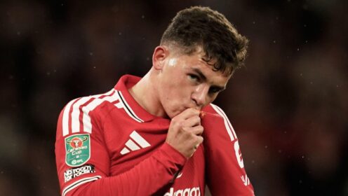Shea Lacey exposes JJ Gabriel as Man Utd fool with goal and pointed celebration