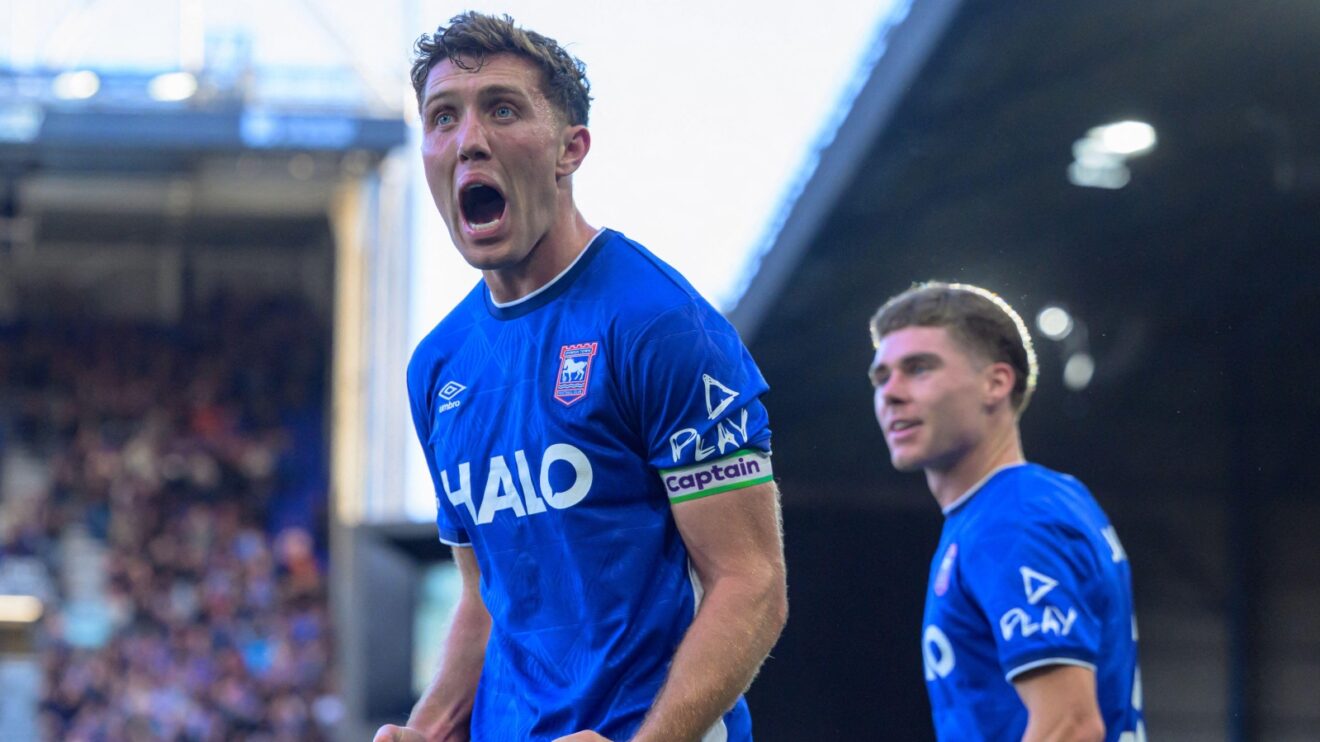 Dara O'Shea celebrates