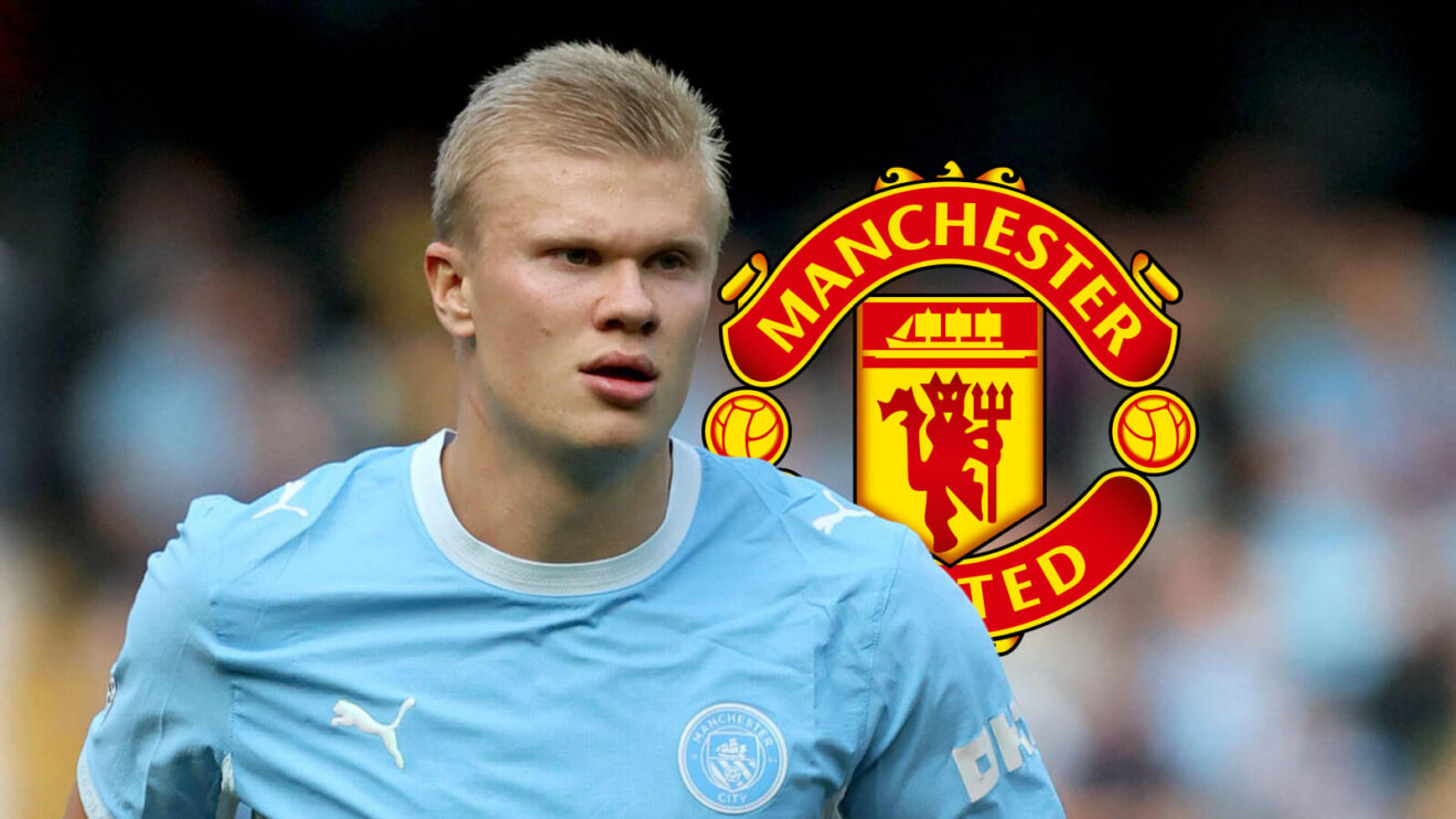 Man Metropolitan striker Erling Haaland with a Man Utd badge