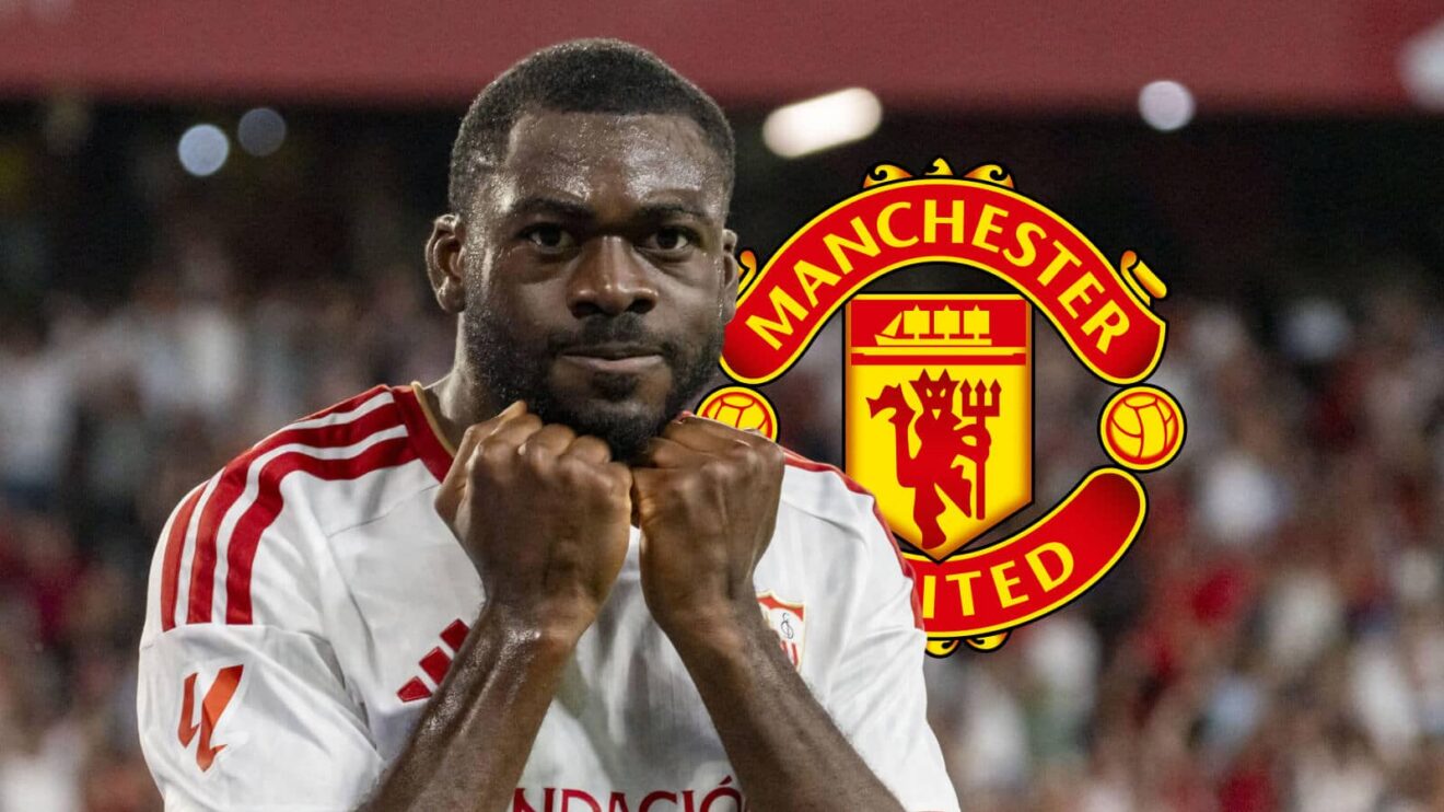 Youssouf Fofana next to the Manchester United badge - copyright F365