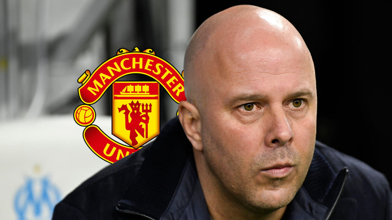 Arne Slot and the Guy Utd badge