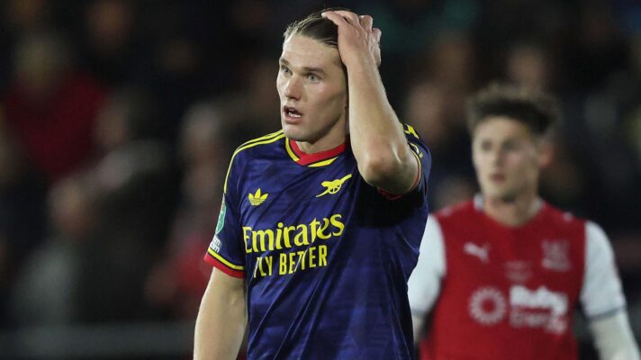 Viktor Gyokeres clogging v Fleetwood